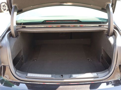 Used 2019 Lincoln Continental Select w/ Continental Climate Package image 39