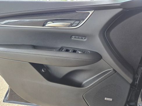 Used 2022 Cadillac XT5 Premium Luxury AWD/4WD image 38
