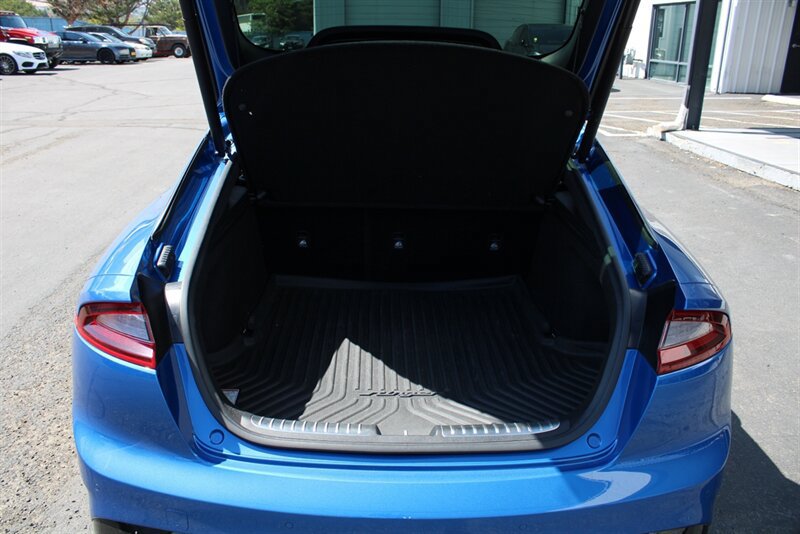 Used 2019 Kia Stinger GT2 AWD/4WD image 25