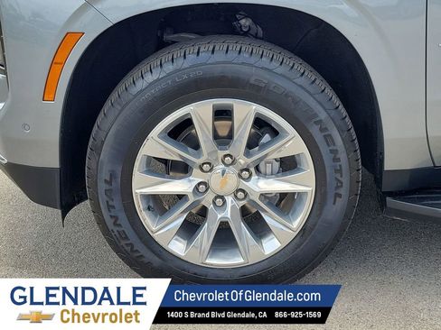 Certified 2025 Chevrolet Tahoe Premier AWD/4WD image 18