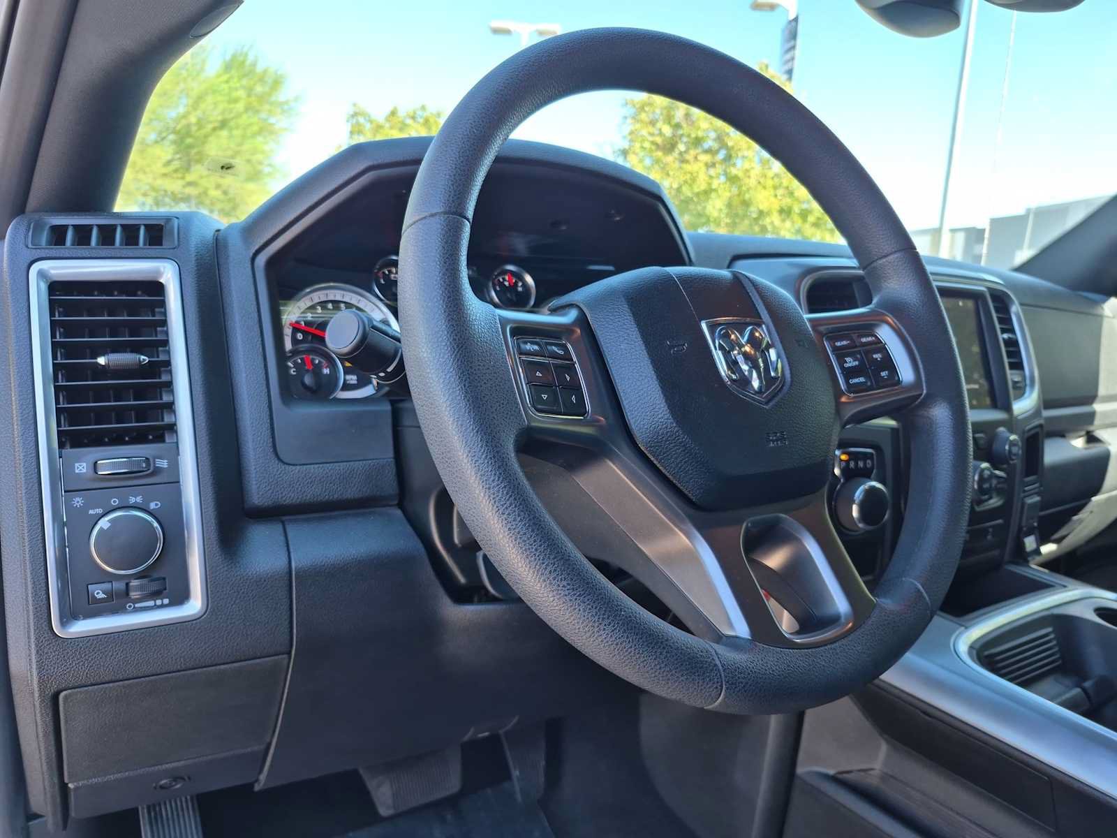 Used 2024 RAM 1500 Warlock w/ Electronics Group RWD image 17