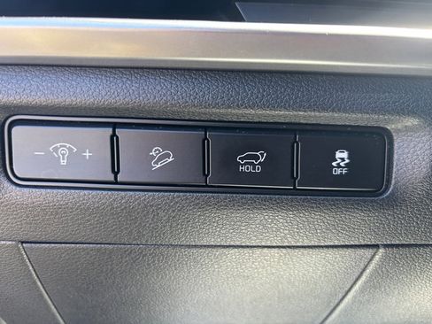 Used 2025 Kia Telluride S image 16