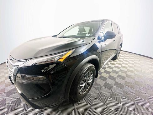 Certified 2025 Nissan Rogue S image 1