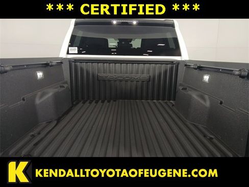 Certified 2025 Toyota Tacoma SR5 image 7