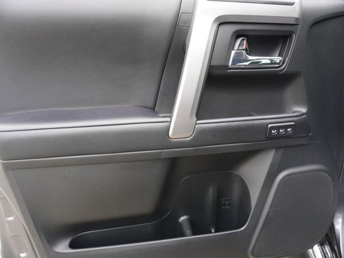 Used 2023 Toyota 4Runner Limited image 20