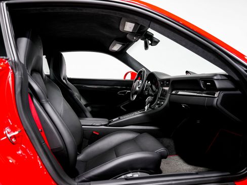 Used 2013 Porsche 911 Carrera S image 38