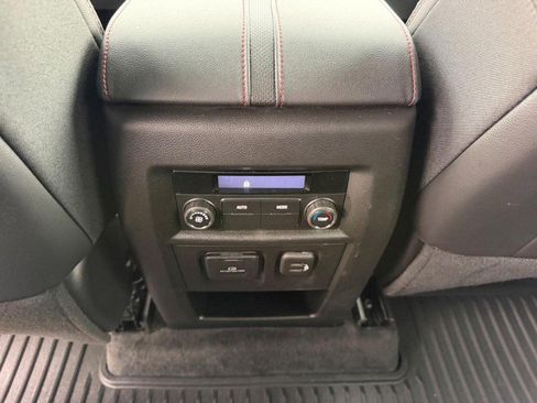 Used 2023 Chevrolet Traverse RS image 11