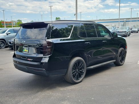 Certified 2021 Chevrolet Tahoe LT w/ LT Signature Package AWD/4WD image 4