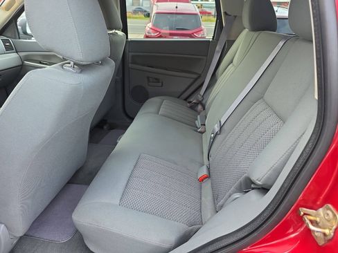 Used 2005 Jeep Grand Cherokee Laredo AWD/4WD image 11