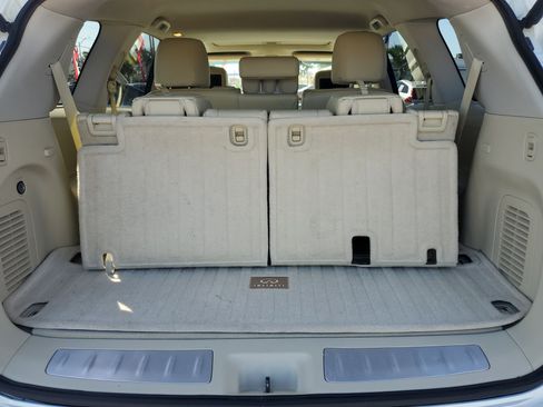 Used 2013 INFINITI JX35 AWD w/ Premium Pkg image 40