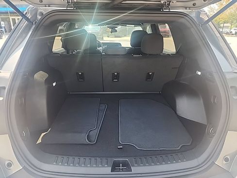 Used 2025 GMC Terrain Elevation AWD/4WD image 13