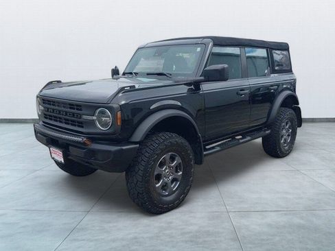 Certified 2022 Ford Bronco 4-Door AWD/4WD image 3