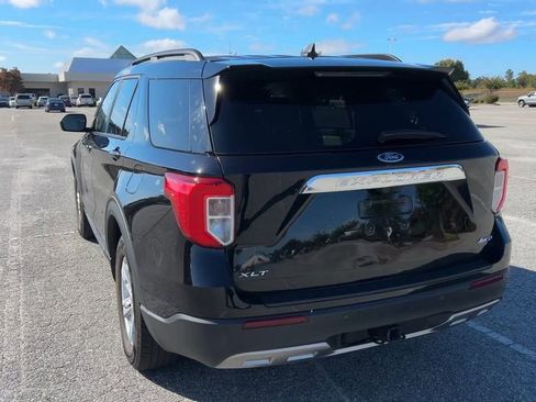 Used 2022 Ford Explorer XLT w/ Equipment Group 202A image 45