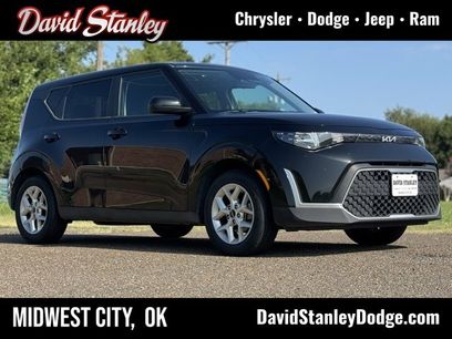 Used 2023 Kia Soul LX w/ Option Group 015