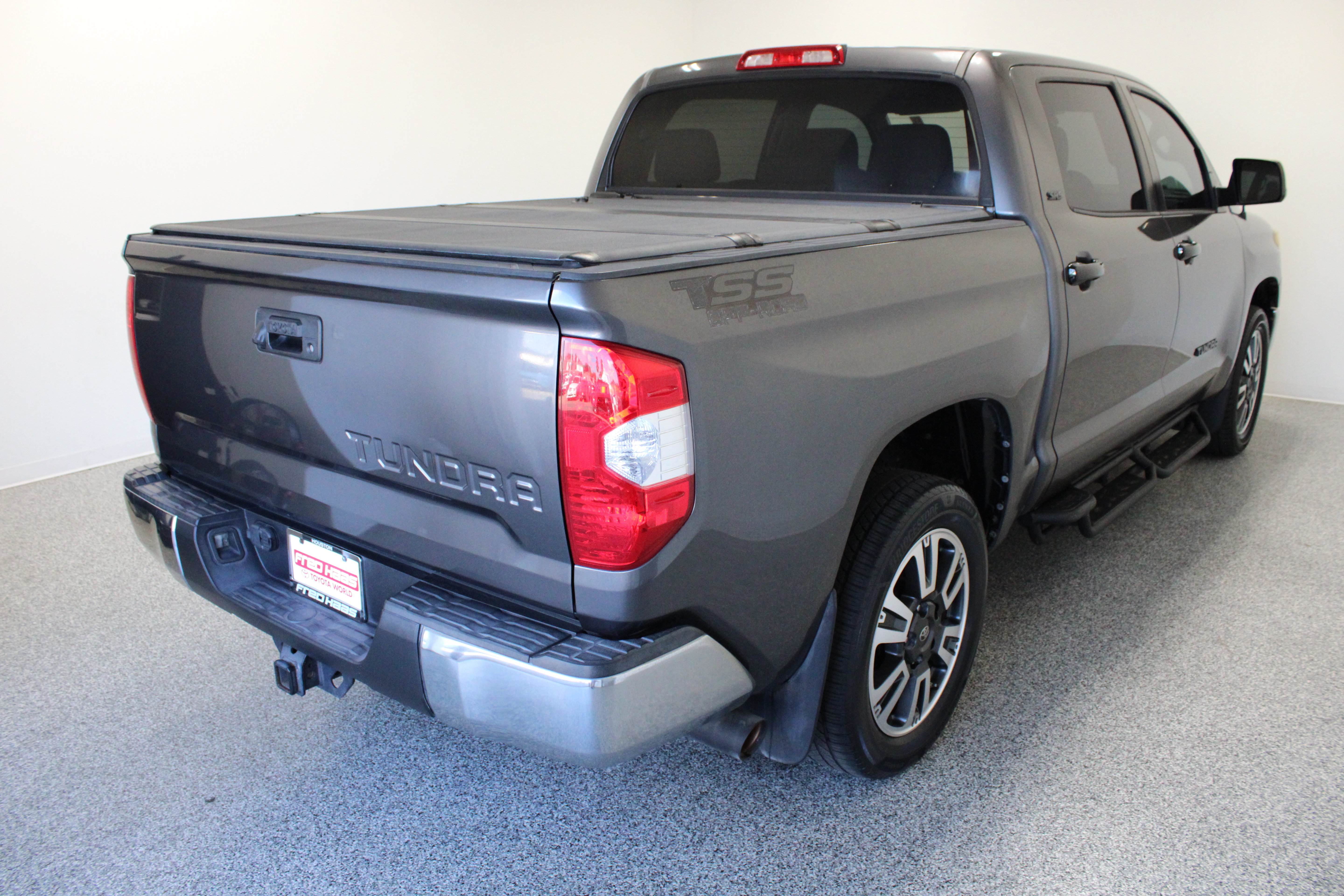Used 2018 Toyota Tundra SR5 RWD image 7