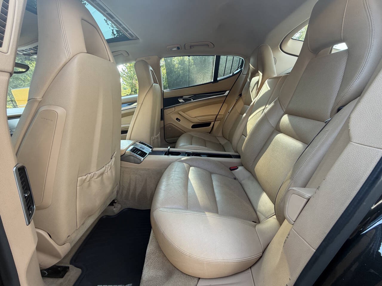 Used 2012 Porsche Panamera 4 AWD/4WD image 9