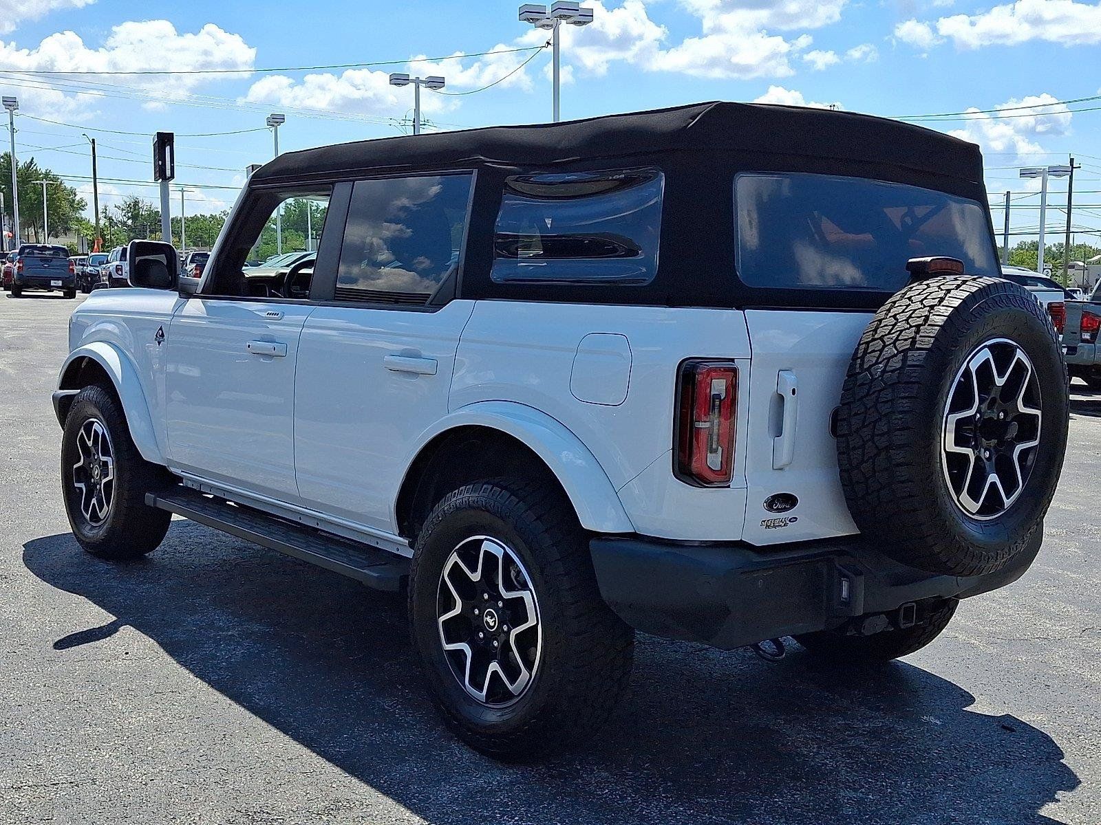 Certified 2023 Ford Bronco Outer Banks AWD/4WD image 4