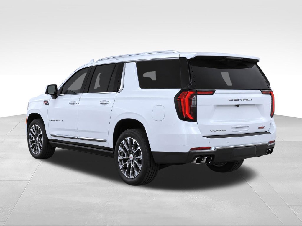 Used 2025 GMC Yukon XL Denali w/ Sun & Power Step Package RWD image 3
