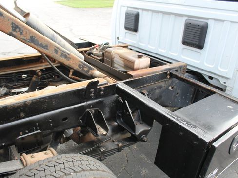 Used 2022 RAM 5500 Tradesman AWD/4WD image 38