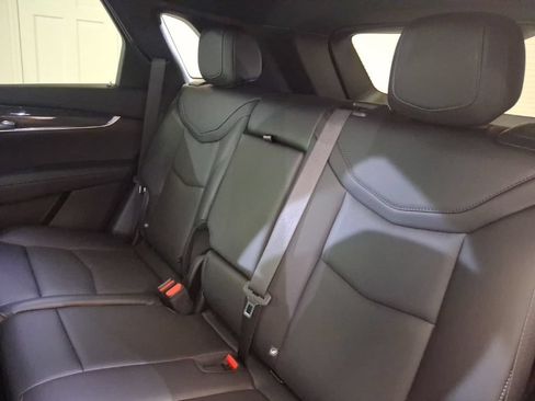 Certified 2026 Cadillac XT5 Sportv w/ LPO, Floor Liner Package AWD/4WD image 15