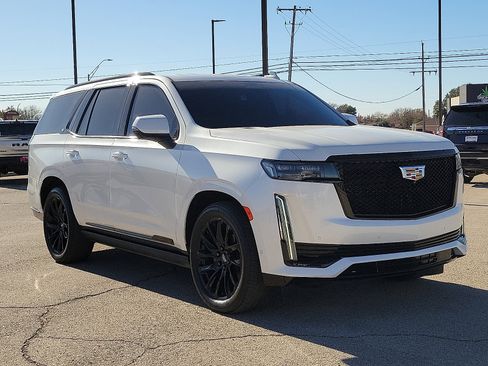 Used 2021 Cadillac Escalade Sport w/ Driver Assist Tech Package image 6