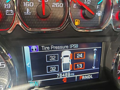 Used 2017 Chevrolet Silverado 1500 LT w/ All Star Edition image 17