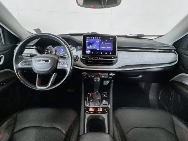 Used 2022 Jeep Compass Latitude AWD/4WD image 23