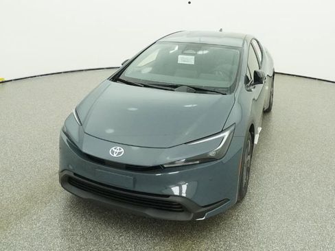 New 2026 Toyota Prius LE image 5