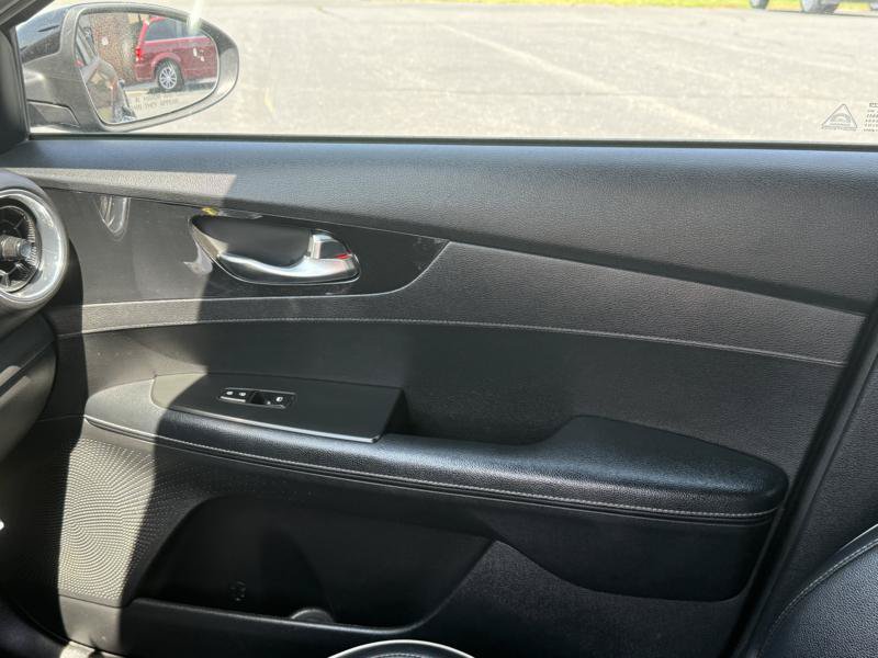 Used 2021 Kia Forte GT-Line FWD image 24