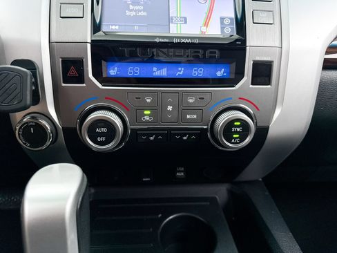 Used 2016 Toyota Tundra Limited w/ Limited Premium Package AWD/4WD image 25