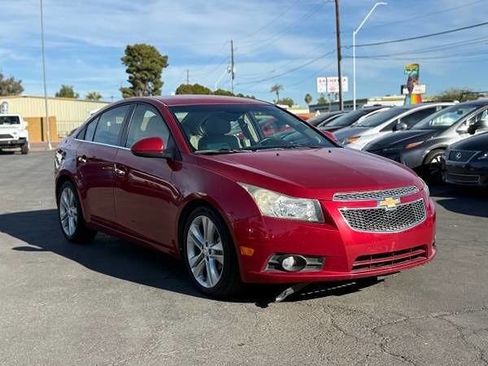 Used 2012 Chevrolet Cruze LTZ image 2