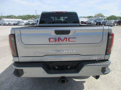 New 2026 GMC Sierra 2500 AT4 w/ AT4 Premium Plus Package AWD/4WD image 6