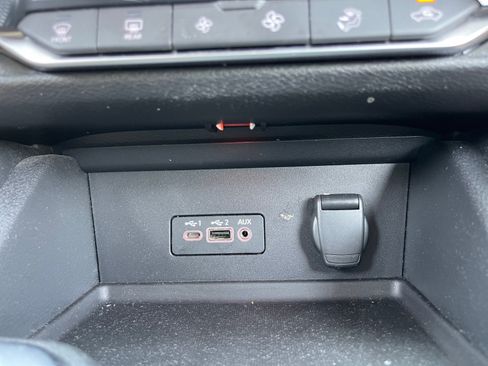 Used 2022 Nissan Sentra SR FWD image 29