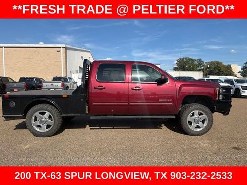 Used 2014 Chevrolet Silverado 2500 LTZ w/ LTZ Plus Package AWD/4WD image 2