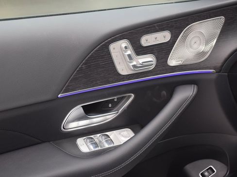 New 2026 Mercedes-Benz GLS 450 4MATIC image 21