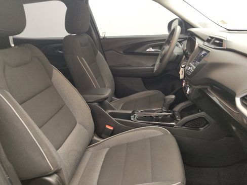 Used 2021 Chevrolet TrailBlazer LS FWD image 21