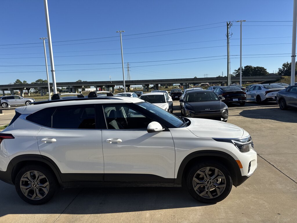 Certified 2024 Kia Seltos S FWD image 13