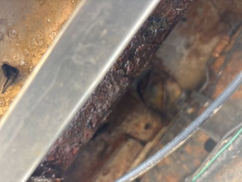 Used 2010 Ford F150 XLT image 9