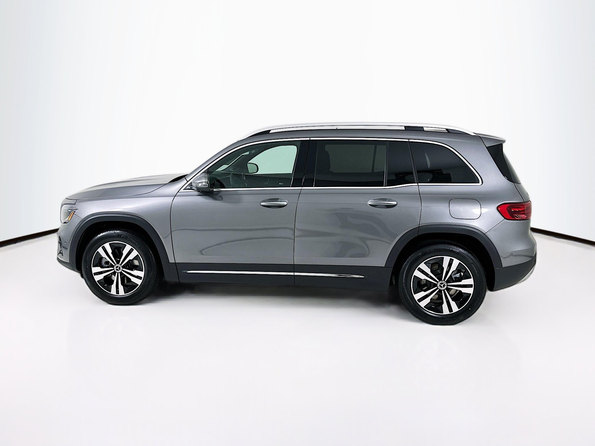 New 2026 Mercedes-Benz GLB 250 image 5