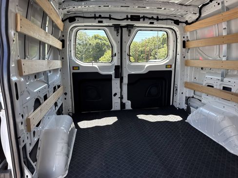 Used 2025 Ford Transit 250 Low Roof w/ Exterior Upgrade Package RWD image 32