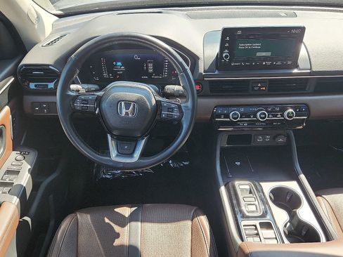 Certified 2023 Honda Pilot Elite image 11