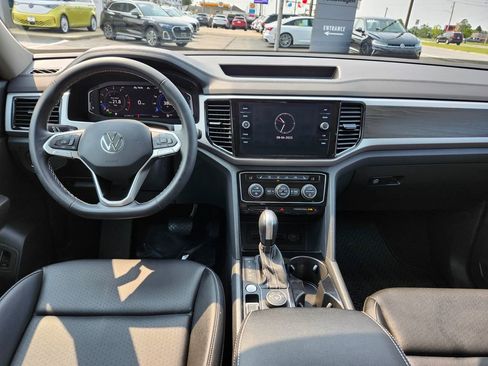 Certified 2023 Volkswagen Atlas SE w/ Panoramic Sunroof Package image 29