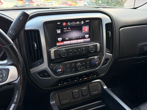 Used 2015 GMC Sierra 1500 SLT w/ SLT Crew Cab Value Package AWD/4WD image 36