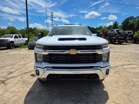 New 2026 Chevrolet Silverado 2500 LT AWD/4WD image 8