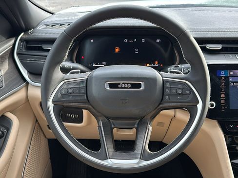 New 2026 Jeep Grand Cherokee L Limited image 18