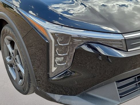 Used 2025 Kia K4 FWD image 9