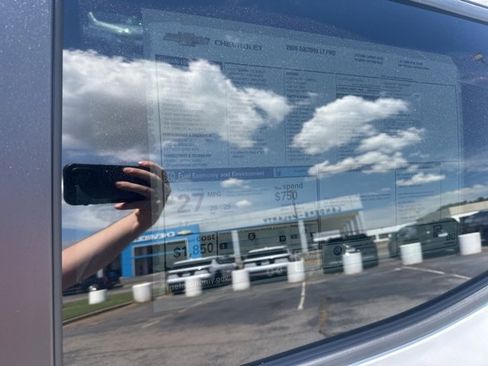 New 2026 Chevrolet Equinox LT w/ Convenience Package II image 36