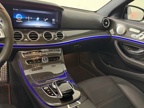 Used 2018 Mercedes-Benz E 43 AMG 4MATIC Sedan image 21