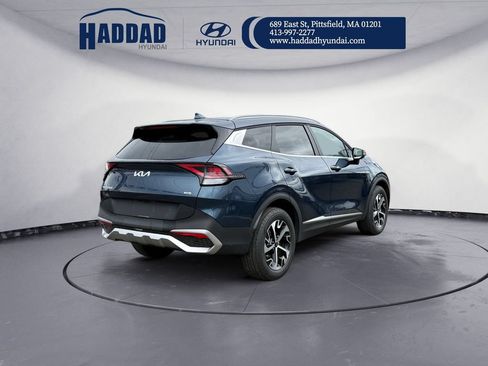 Used 2023 Kia Sportage EX AWD/4WD image 4