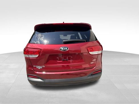 Used 2016 Kia Sorento FWD w/ LX Convenience Package image 5